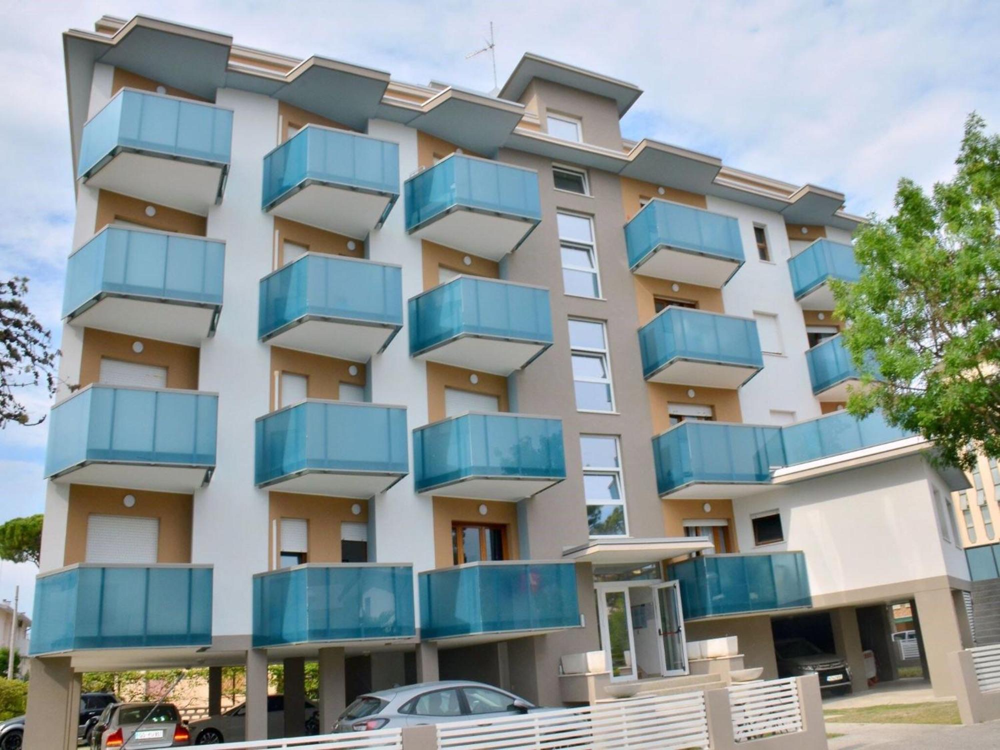 Apartment Flat In Building With Lift 200m From The Sea